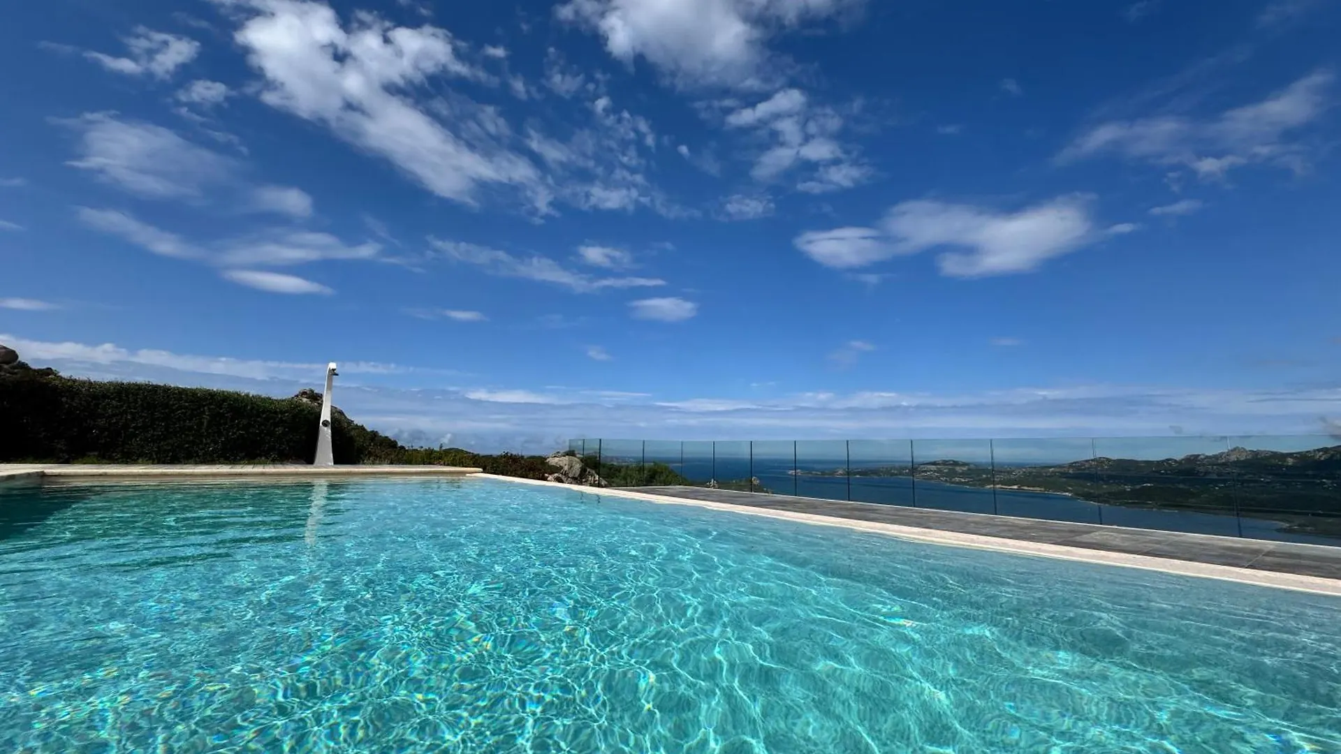 Villa Amaca Piscina A Sfioro Riscaldata Vista Mozzafiato Sulla Costa,Sauna, Area Fitness Cannigione Italy